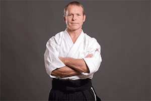 verschränkte-Arme—im-Bild - Aikido Labor verschränkte-Arme—im-Bild - Aikido Labor